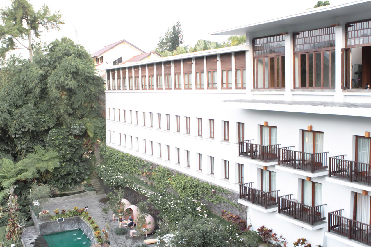 a visit to padma hotel bandung  Style Frontier