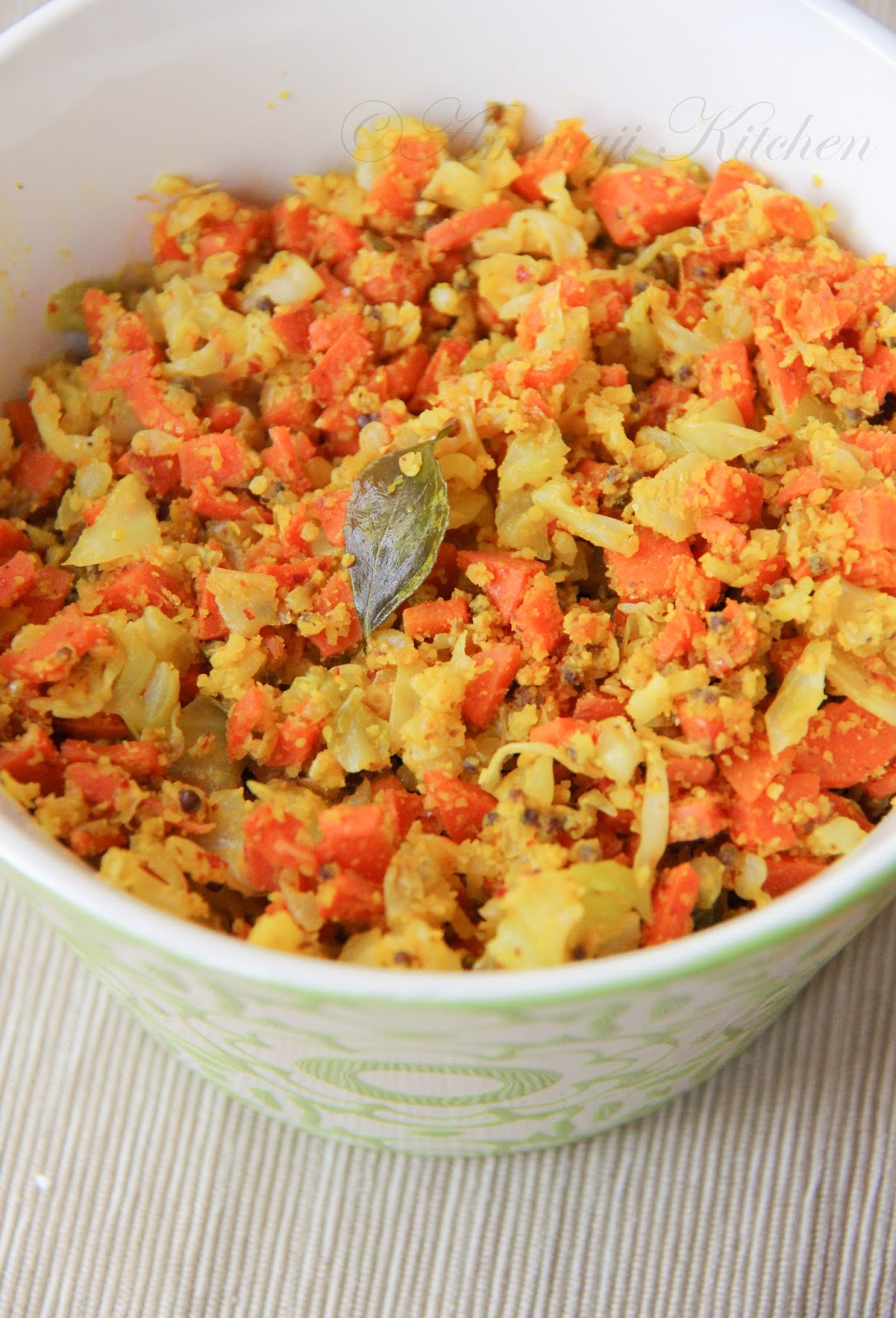 Carrot Cabbage Palya {Udupi Brahmin Style Curry} Indian Food Recipes