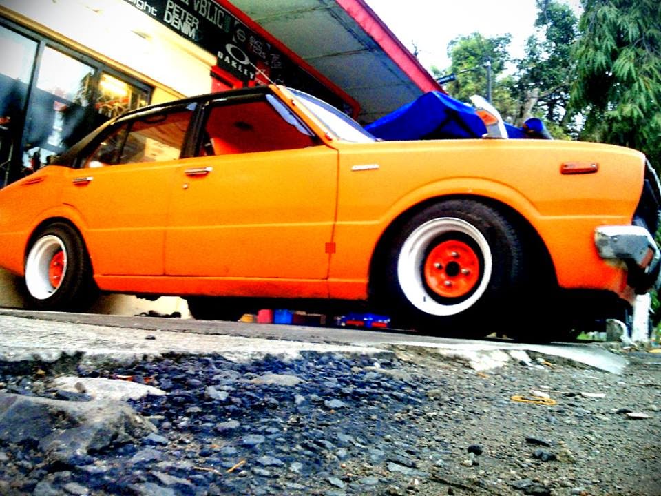 LAPAK COROLLA : Dijual Corolla KE30 Orange Harga Unyu2 