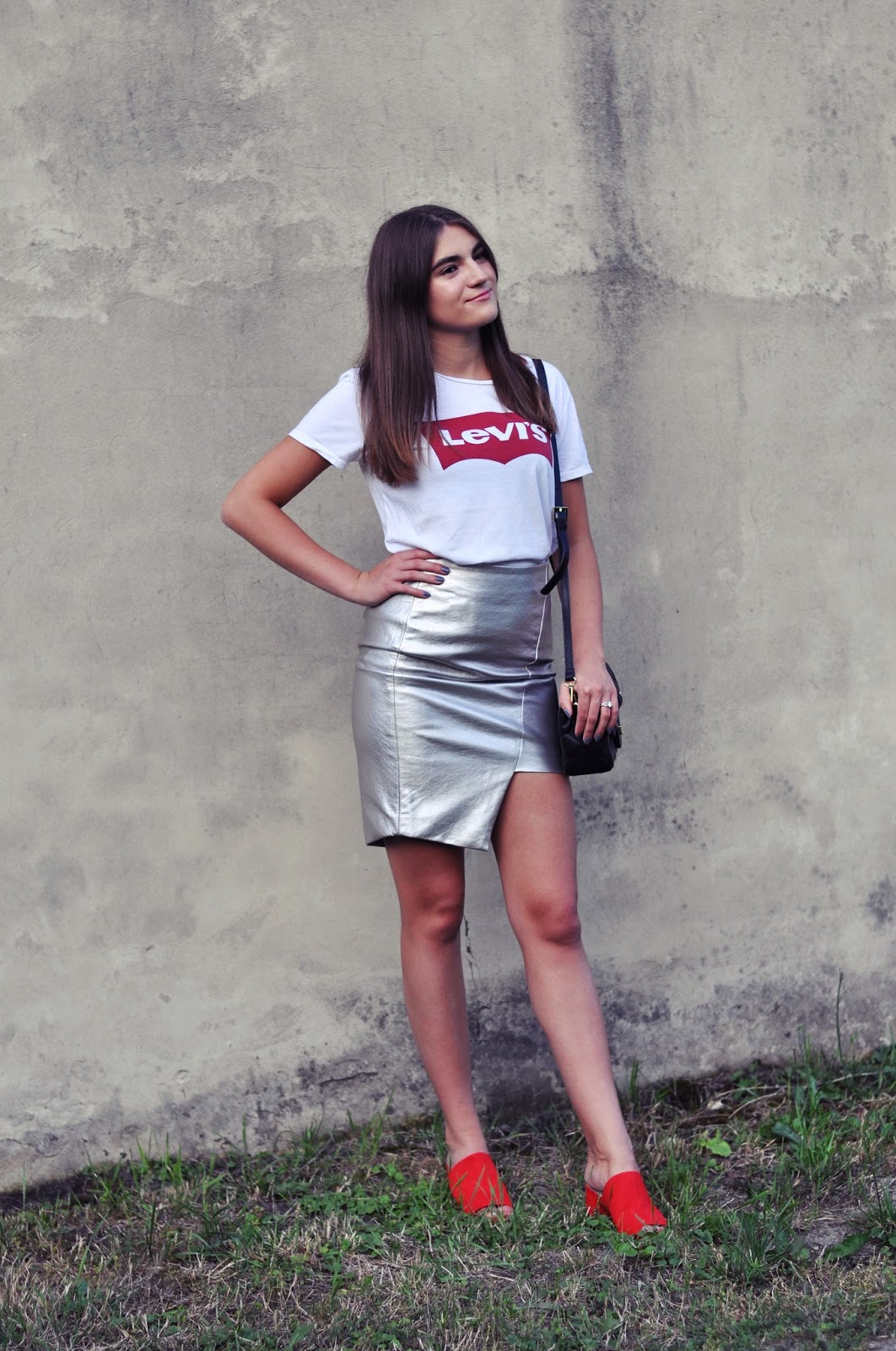 Silver outfit ProFashion World