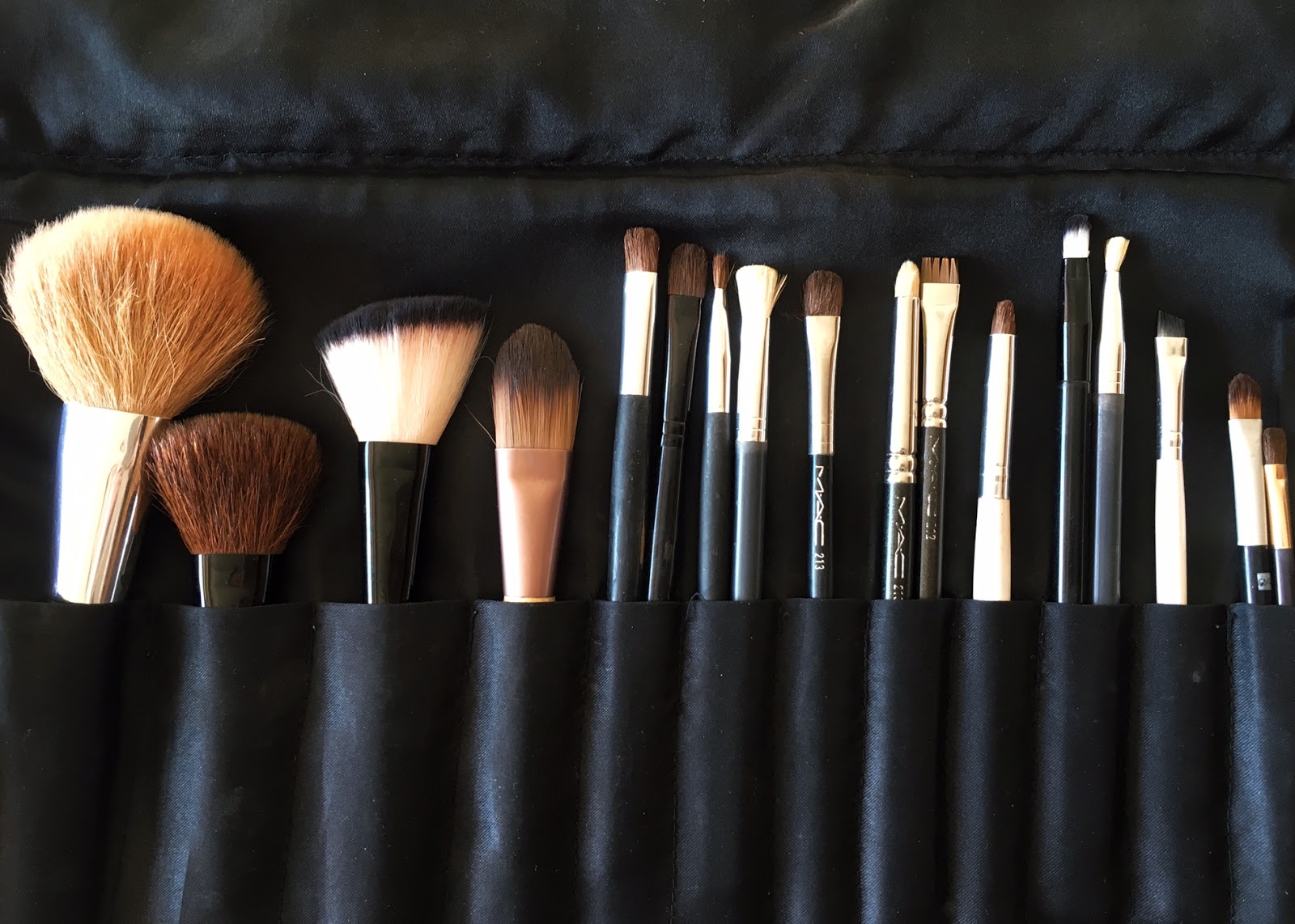 Why I'm Washing My Makeup Brushes!
