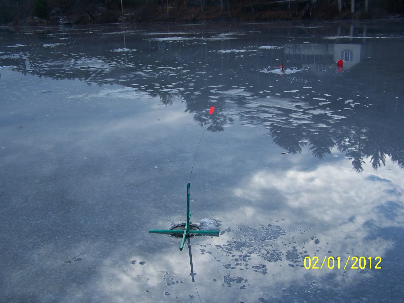 GUIDED VERMONT ICE FISHING TRIPS Vermont Ice Fishing for Largemouth