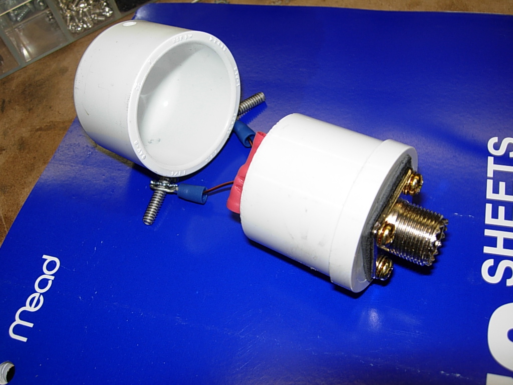 W7YV Ham Radio RF Baluns and 20M Vertical Antenna Photos