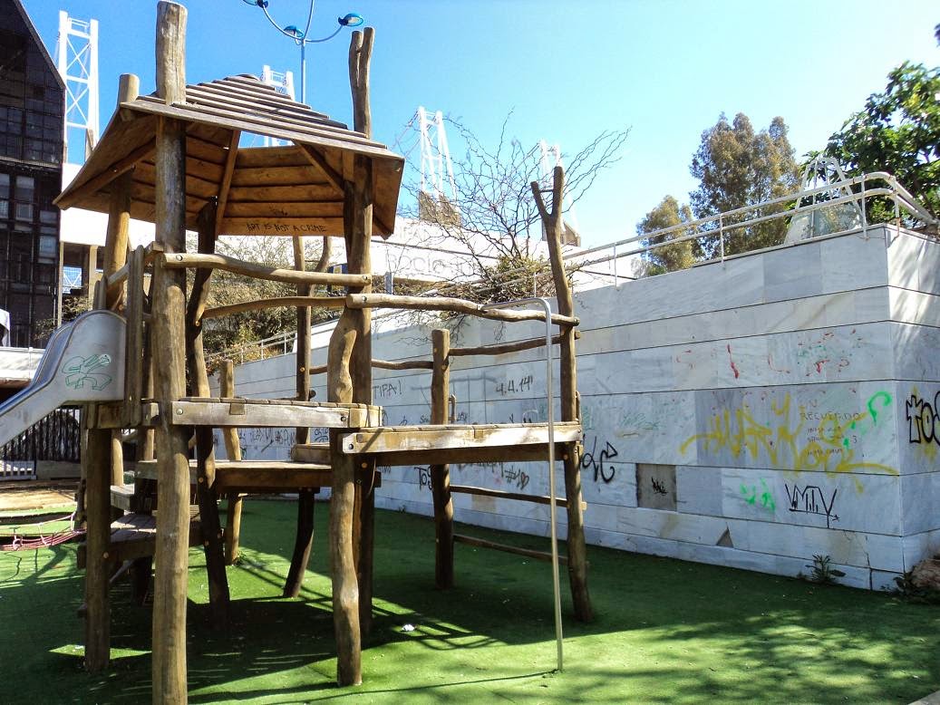 Cultura de Sevilla: Granito de arena para la recuperación del Jardín