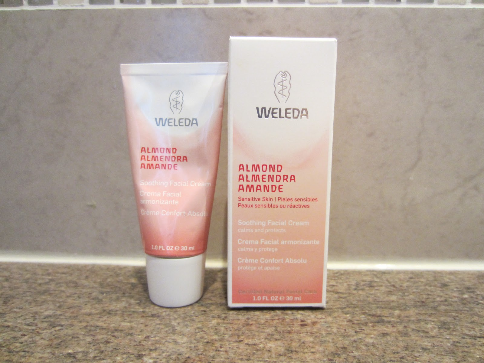 weleda sensitive care face cream