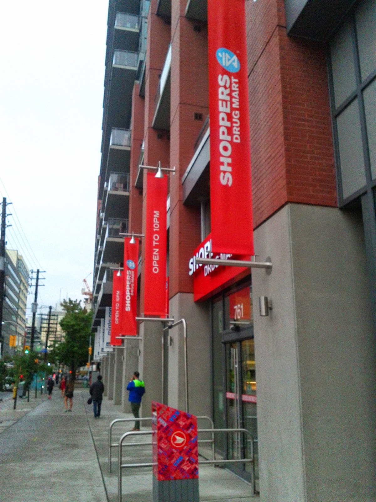 Toronto things Shoppers Drug Mart open until 10pm at King Street West