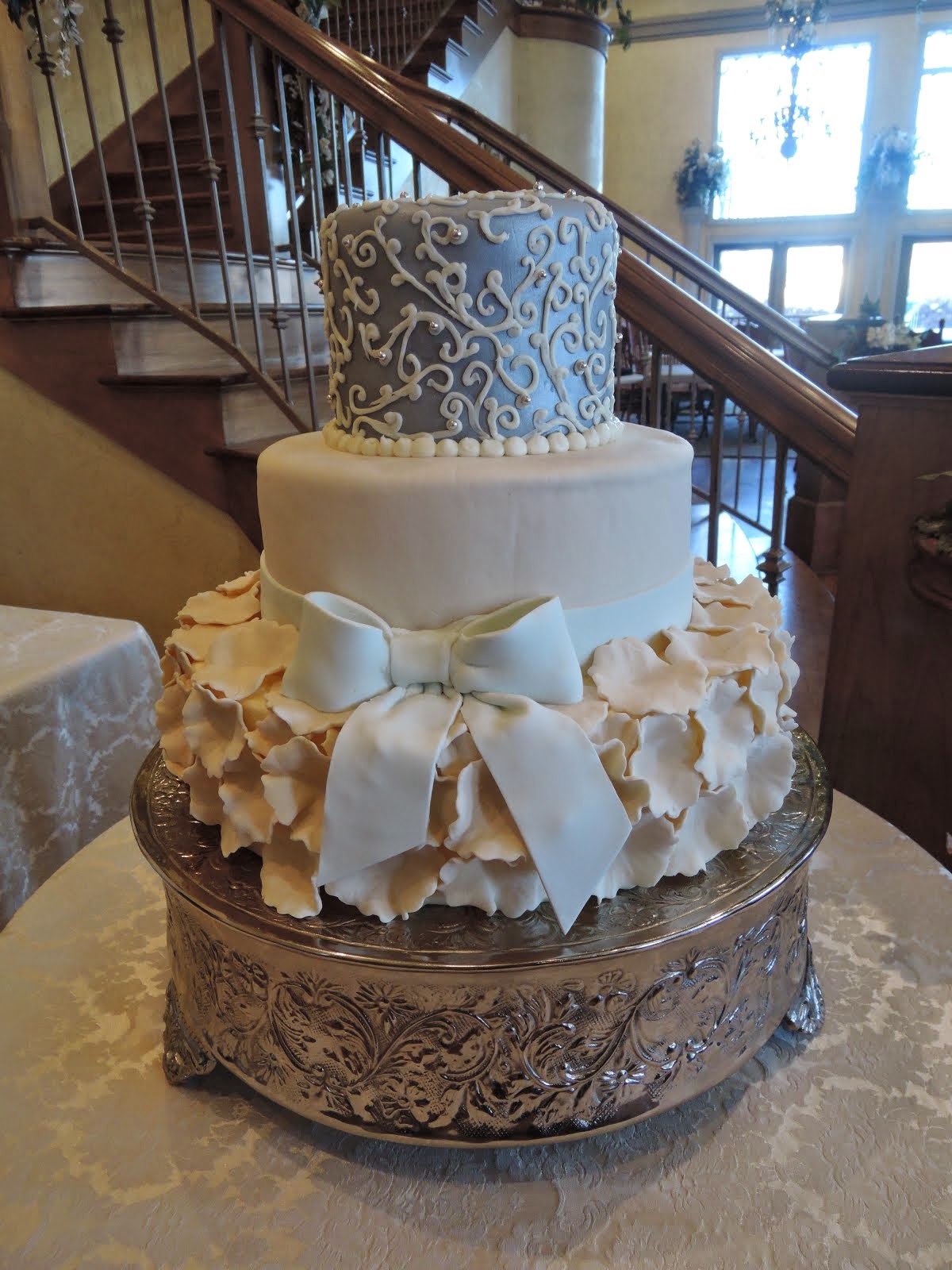 3-tier round fondant petals and bow