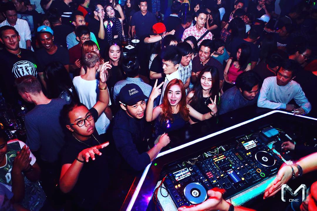 M-One Nightclub or M1 (Surabaya) | Jakarta100bars Nightlife Reviews ...