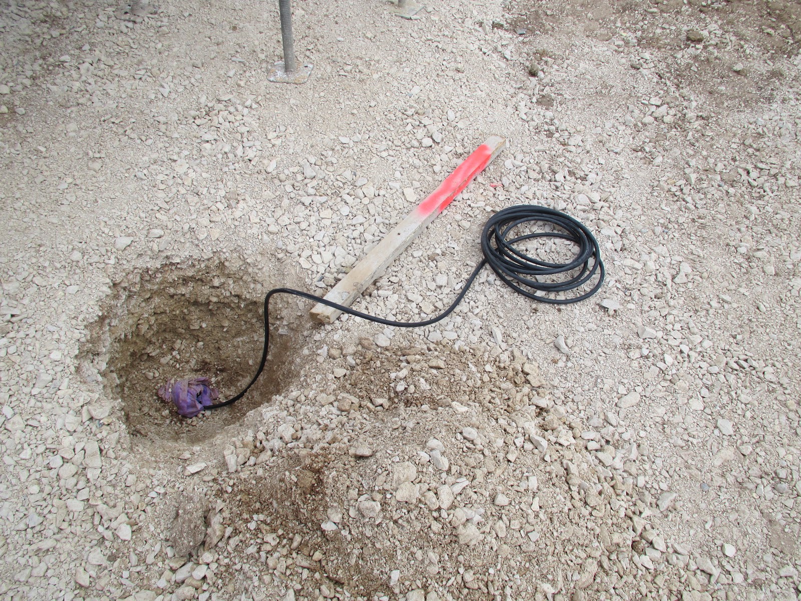 Hausbau: Erdkabel verlegen