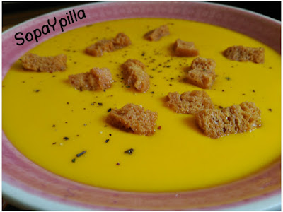 Crema De Calabaza Con Queso De Cabra
