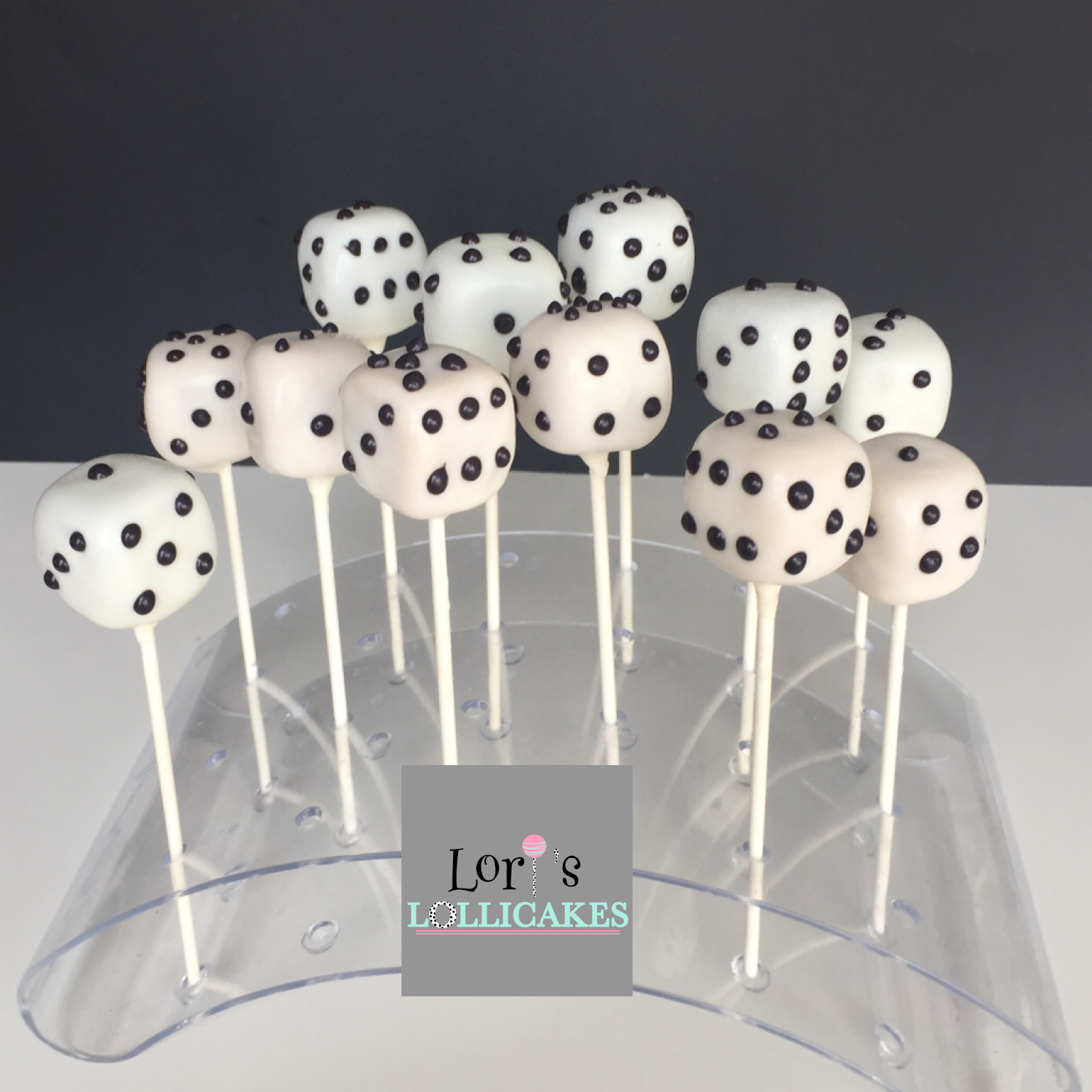 Lori's Lollicakes Let’s Roll! Dice cake pops 🎲