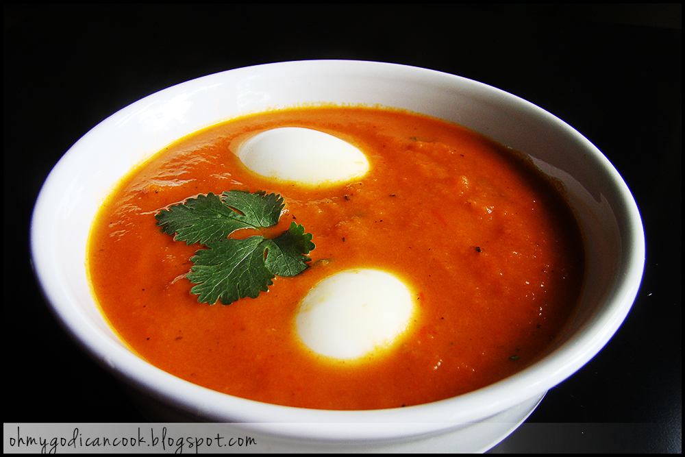 Laavy's Kitchen - A food blog by Laavy: Egg Curry - Hard boiled eggs in
