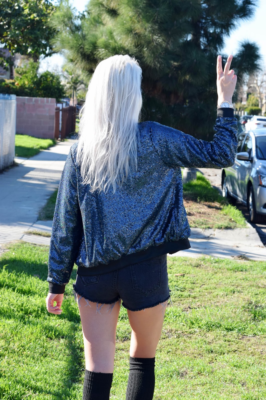 jolly chic, bomber jacket, sequin jacket, how to style sequin jacket, german blondy