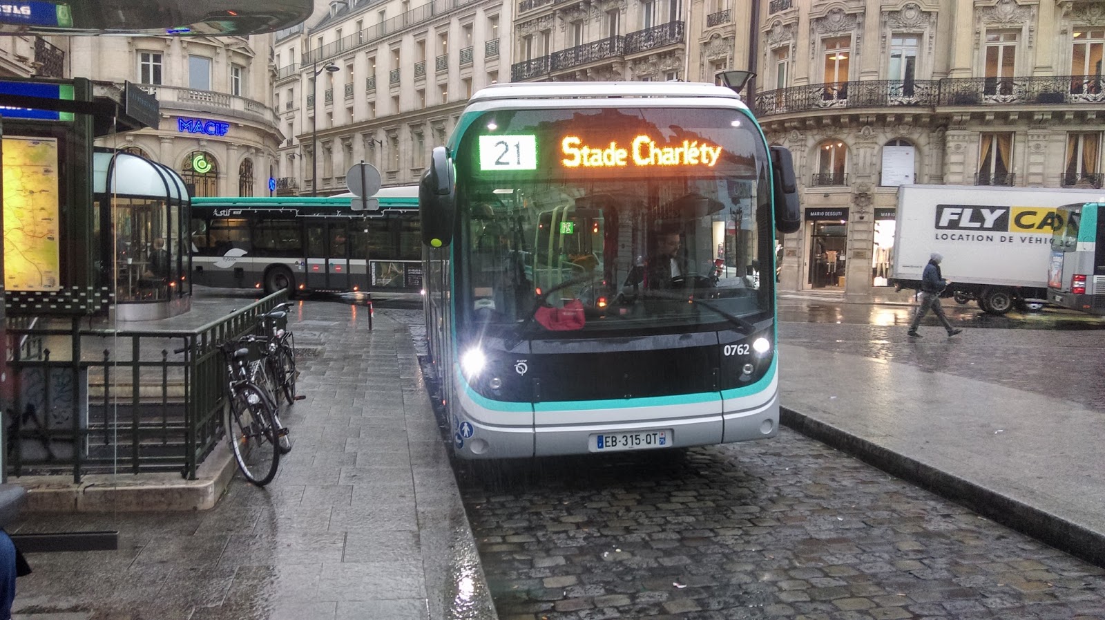 Les tests de bus électriques continuent à la RATP sur les lignes 21 (Bagneux) et 147 (Les Les tests de bus électriques continuent à la RATP sur les lignes 21 (Bagneux) et 147 (Les