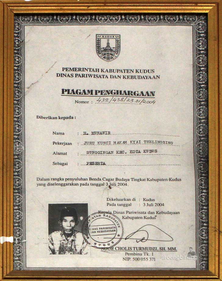makam kyai telingsing sunggingan kudus