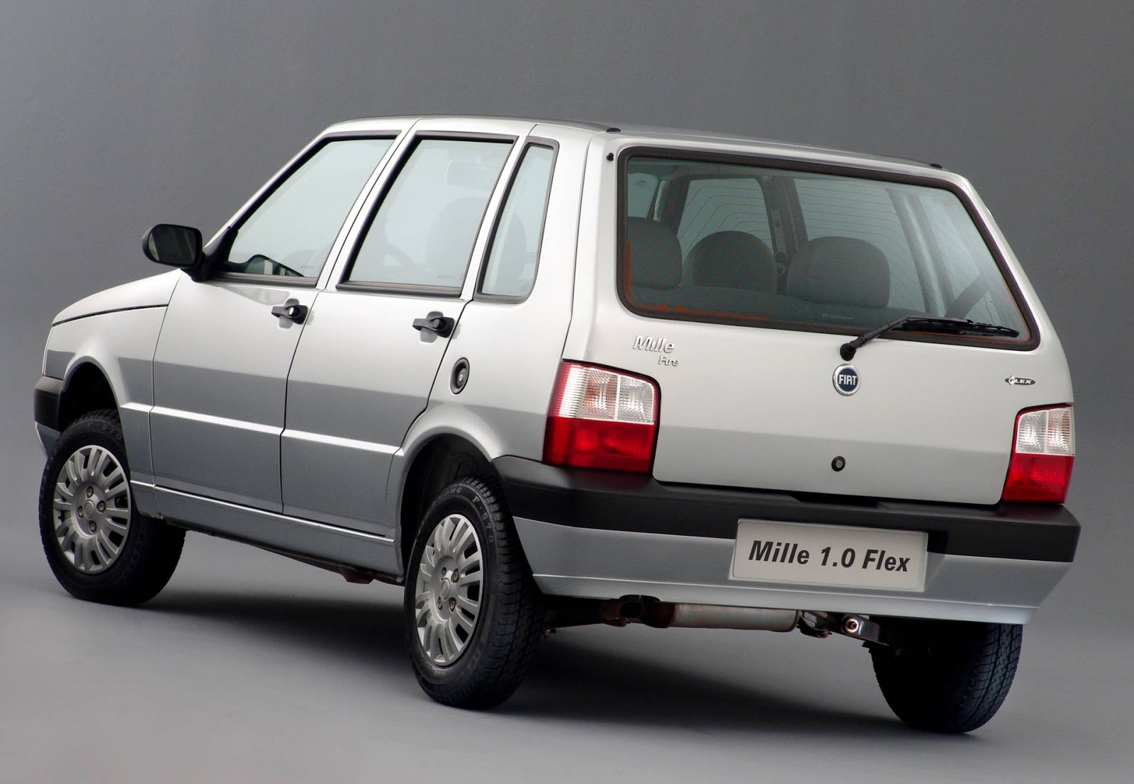 Fiat Uno Mille dez anos de sucesso e evolução fotos Fiat Uno Mille dez anos de sucesso e evolução fotos