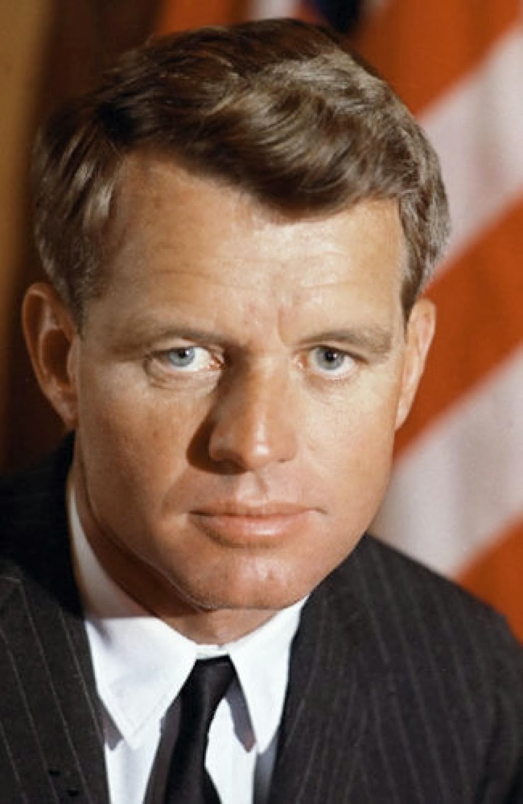 ted kennedy eye color