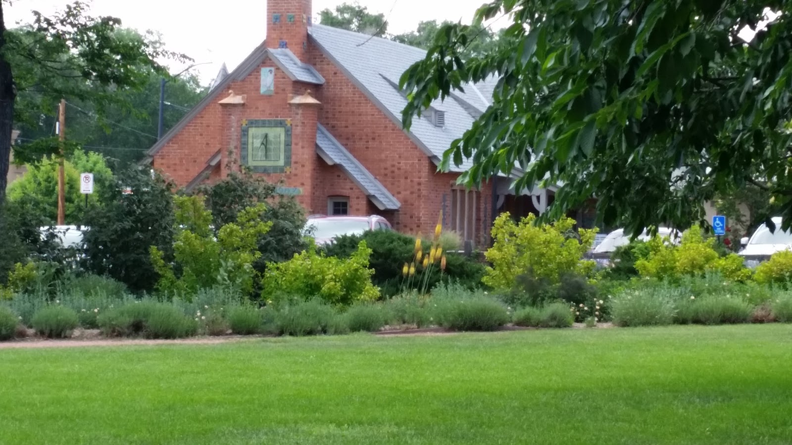 Beautiful Places to Visit in Colorado Springs The Heritage Garden