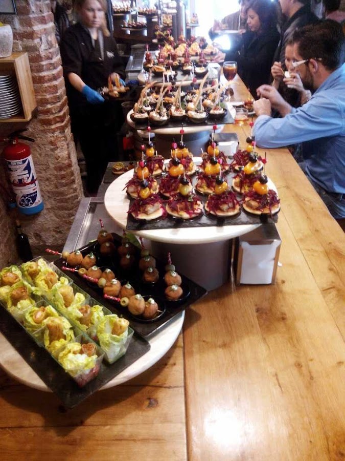 Pinchos en Blai 9 Barcelona