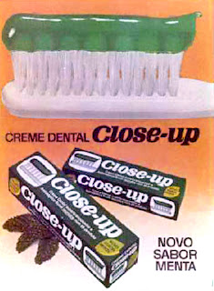propaganda creme dental Close Up - 1973. 1973; os anos 70; propaganda na década de 70; Brazil in the 70s, história anos 70; Oswaldo Hernandez;