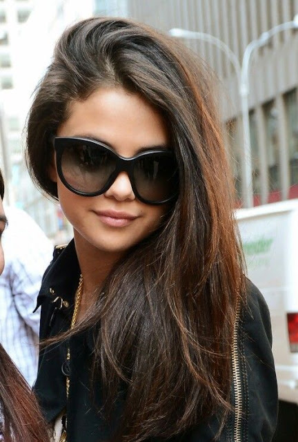Óculos  de sol Selena Gomez  - Óculos tendencias primavera-verão 2016