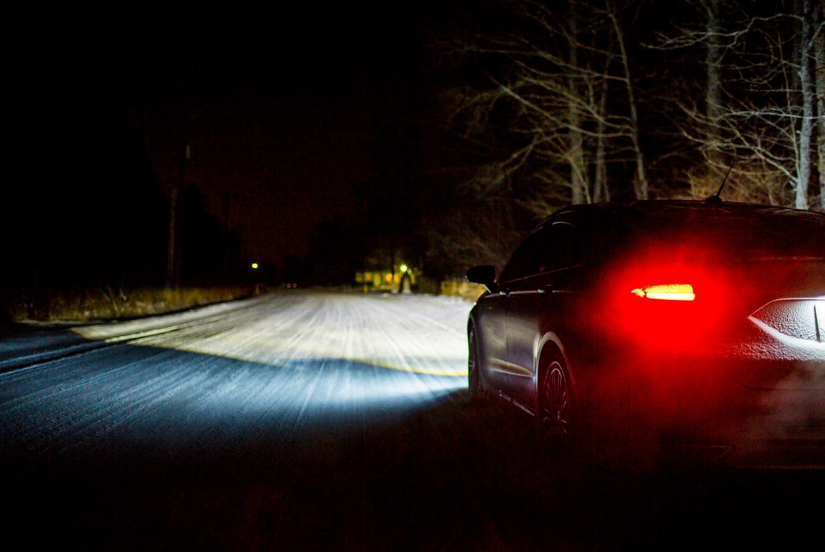 Naprawa świateł samochodowych: przeróbka lamp Ford Fusion