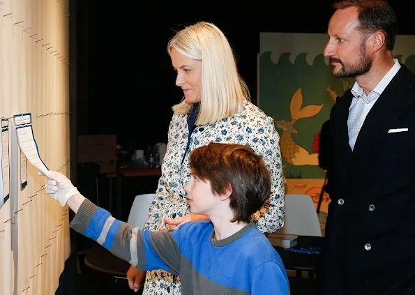 Princess Mette-Marit and Prince Haakon attended the opening of the exhibition "Hope for the Ocean" (Håp for havet)