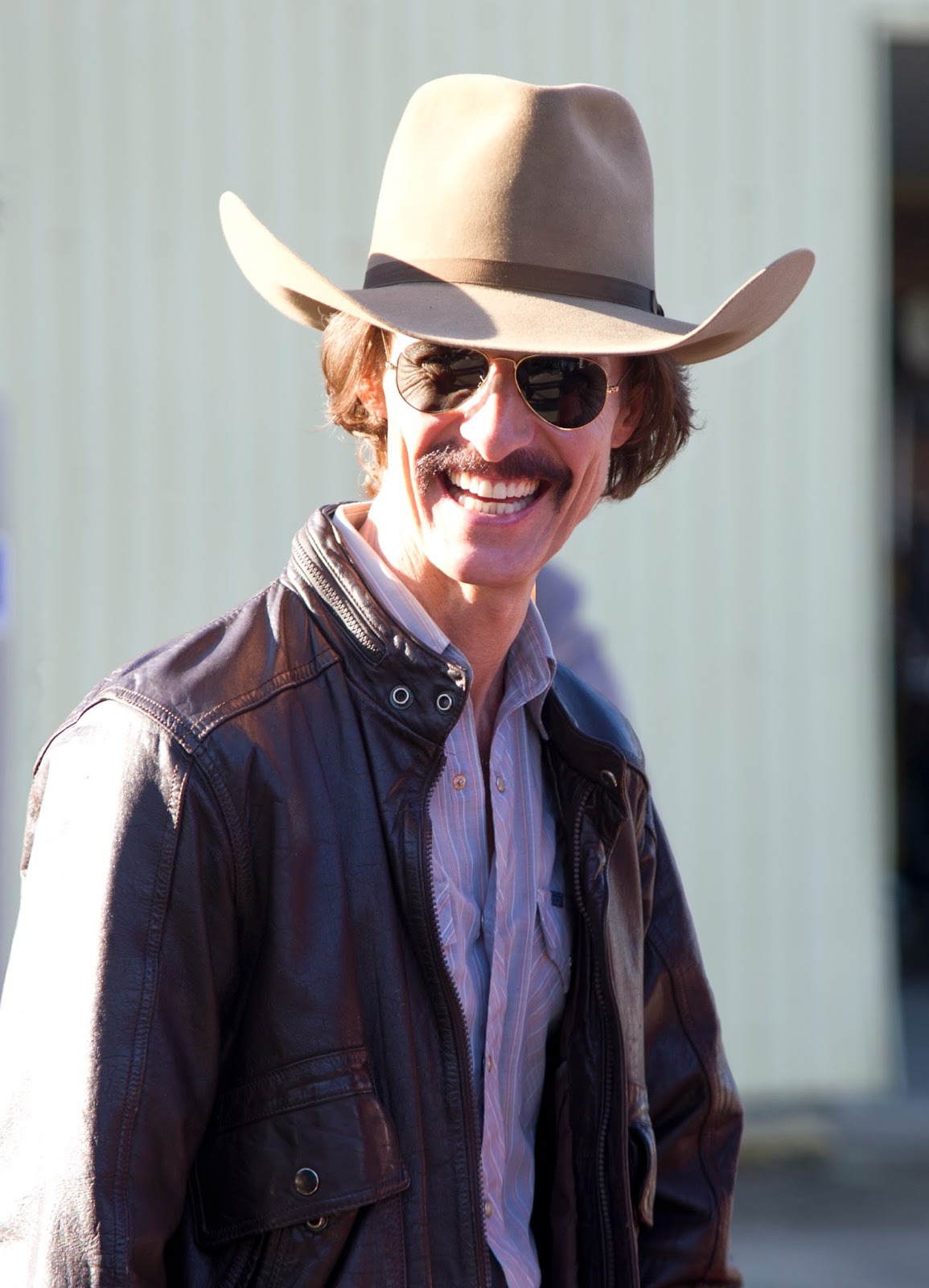At Darrens World Of Entertainment Dallas Buyers Club Movie Review 
