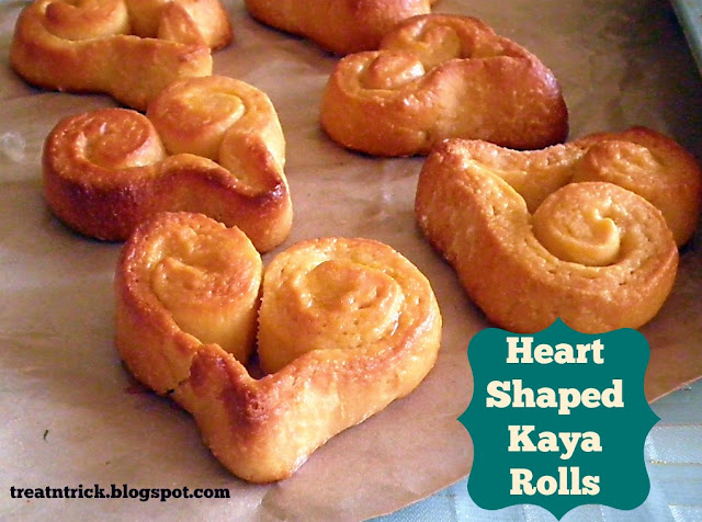 Heart Shaped Kaya Rolls Recipe @ treatntrick.blogspot.com