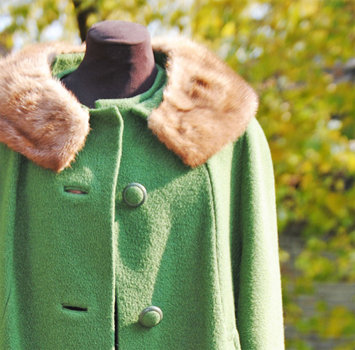 Oh So Lovely Vintage: Beautiful vintage coats.