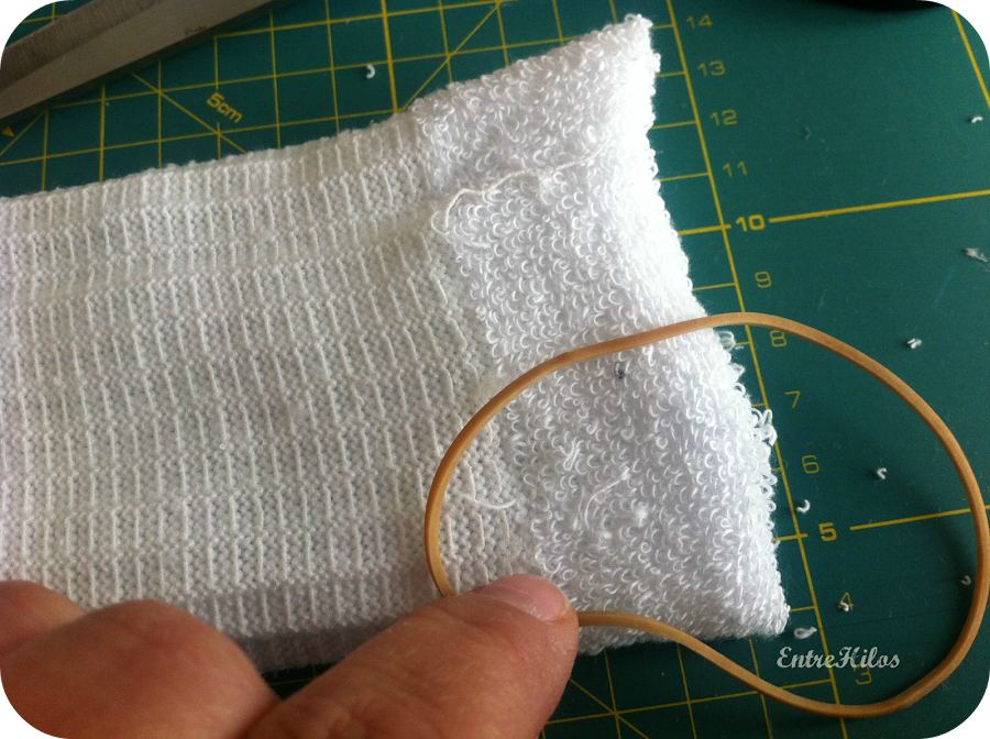 DIY: como hacer un muñeco de nieve con un calcetín