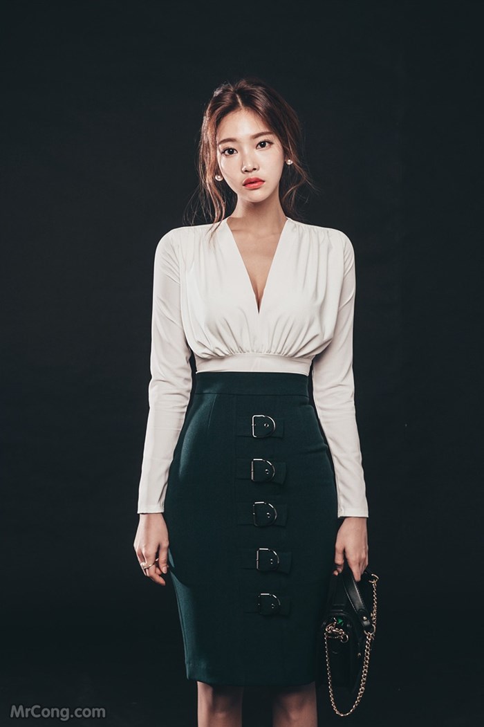 Model Park Jung Yoon in the November 2016 fashion photo series (514 photos) photo 22-7