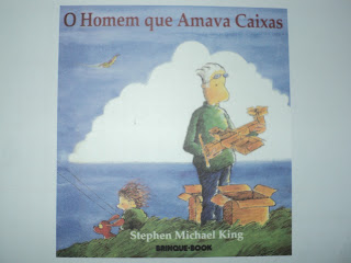 O HOMEM QUE AMAVA CAIXAS
