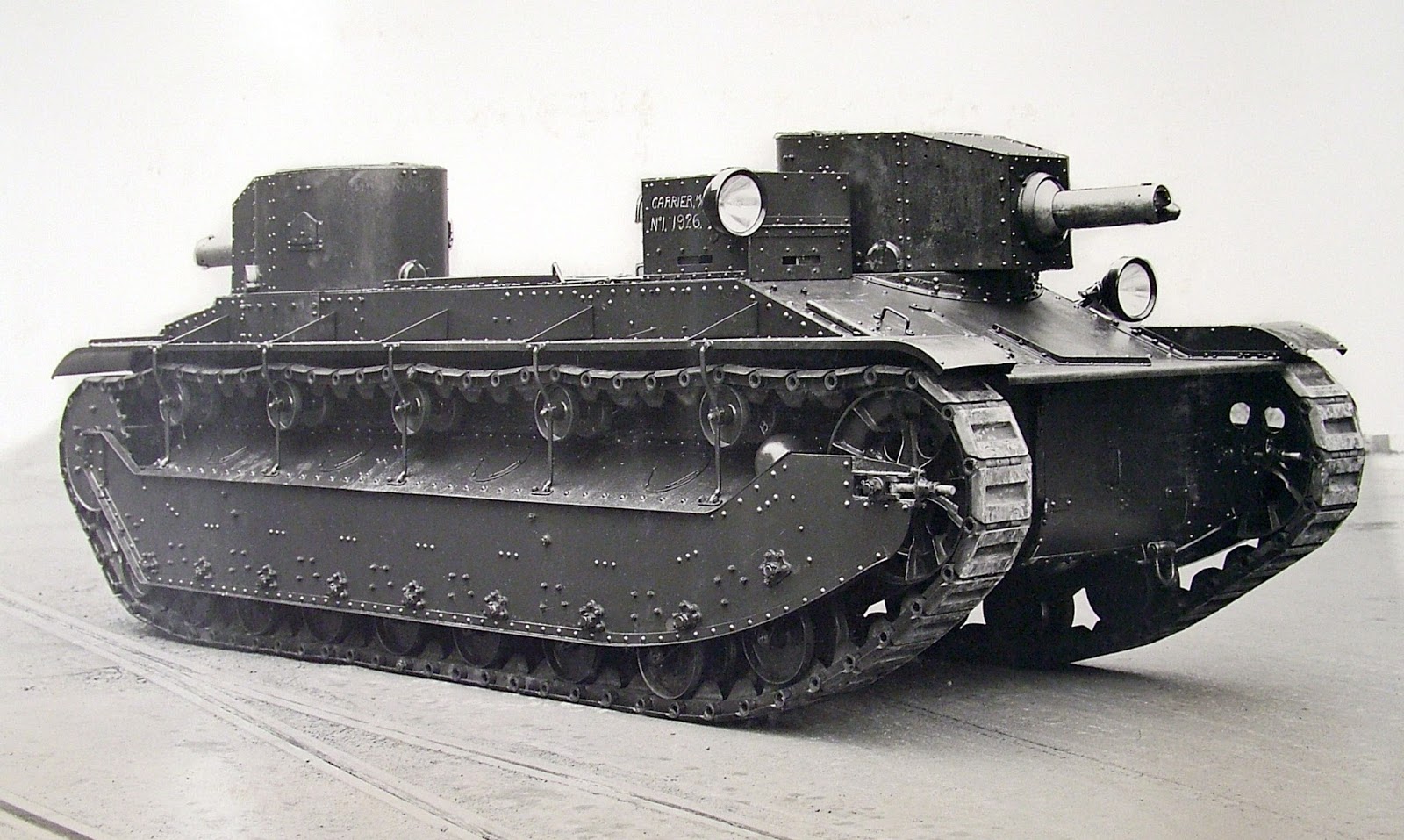 Первый американский танк. Танк a3e1. Танк Виккерс mk1 прототип. Легкий танк a3e1. Танк Ган Кариер.
