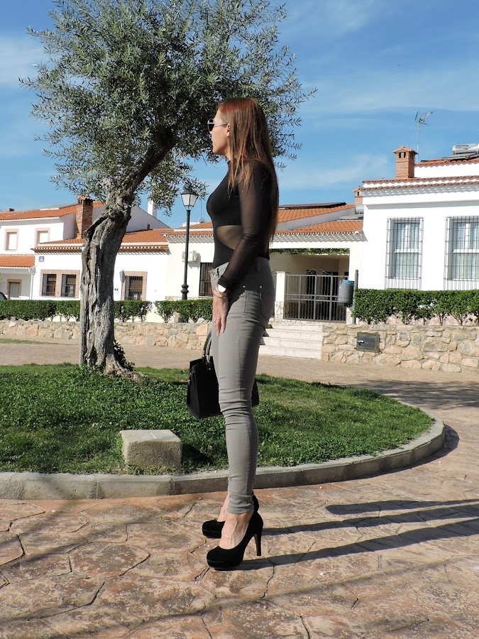 como-combinar-un-pantalon-verde