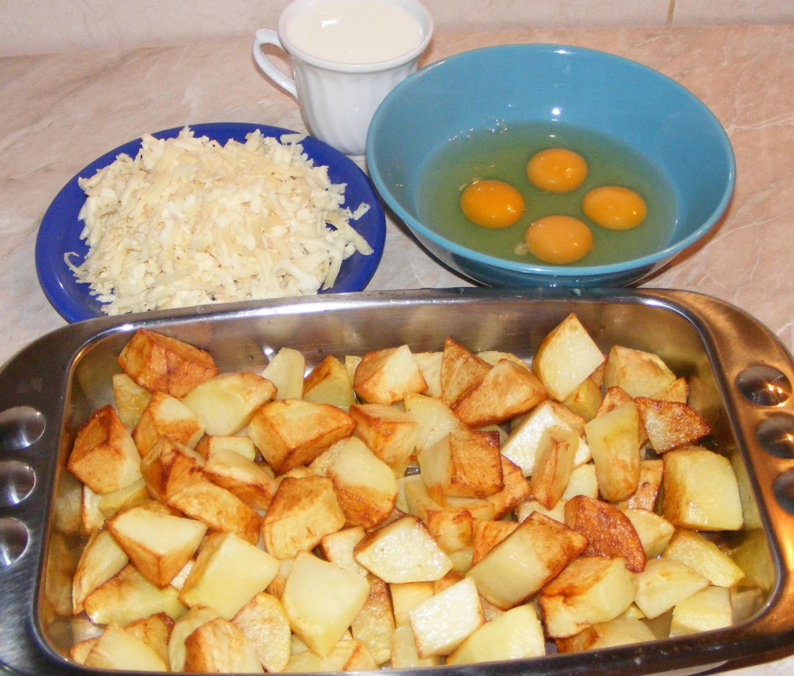 Cand Se Da Cu Stomp La Cartofi Cartofi gratinati | Retete Culinare Preparatedevis.ro