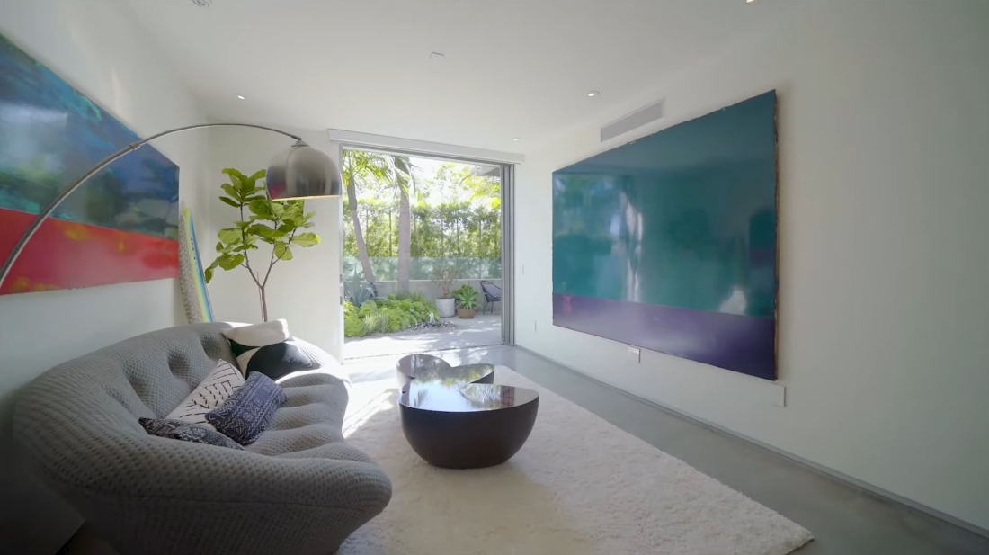 Tour 248 Bernard Ave, Venice, CA vs. 33 Interior Design Photos