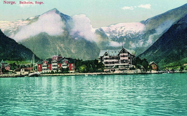 Norway postcard dated 1894 shows the 1890 building to the left and the newer 1894 building to the right which eventually was extended in 1912 to the building we see today.