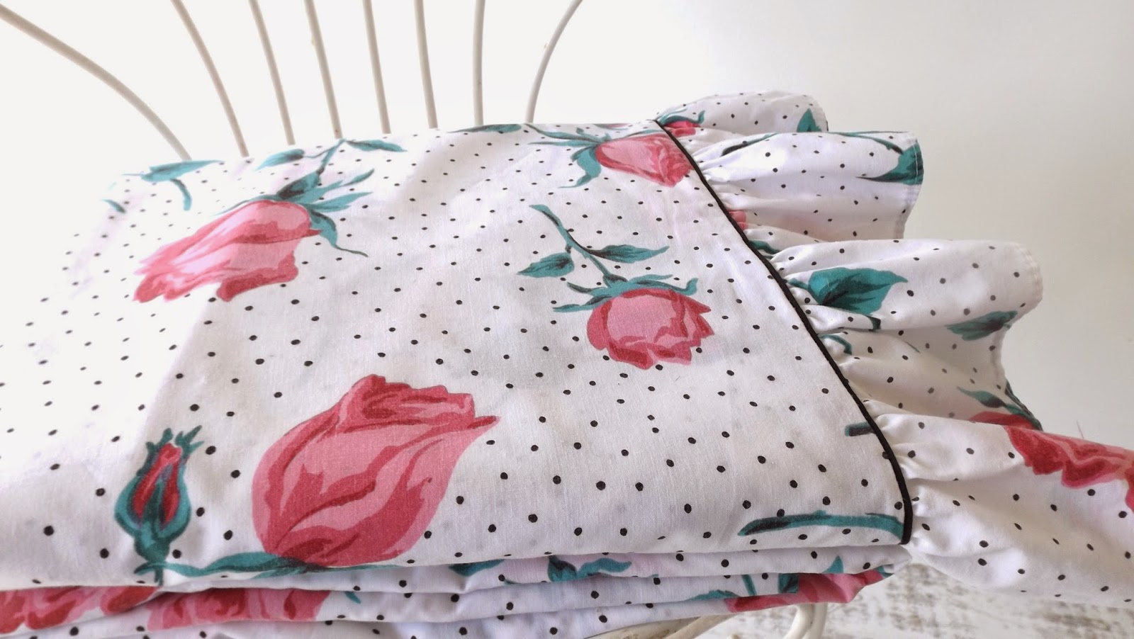 Still Stunning Vintage Resale Vintage Twin Sheet Set/ J.P. Stevens and