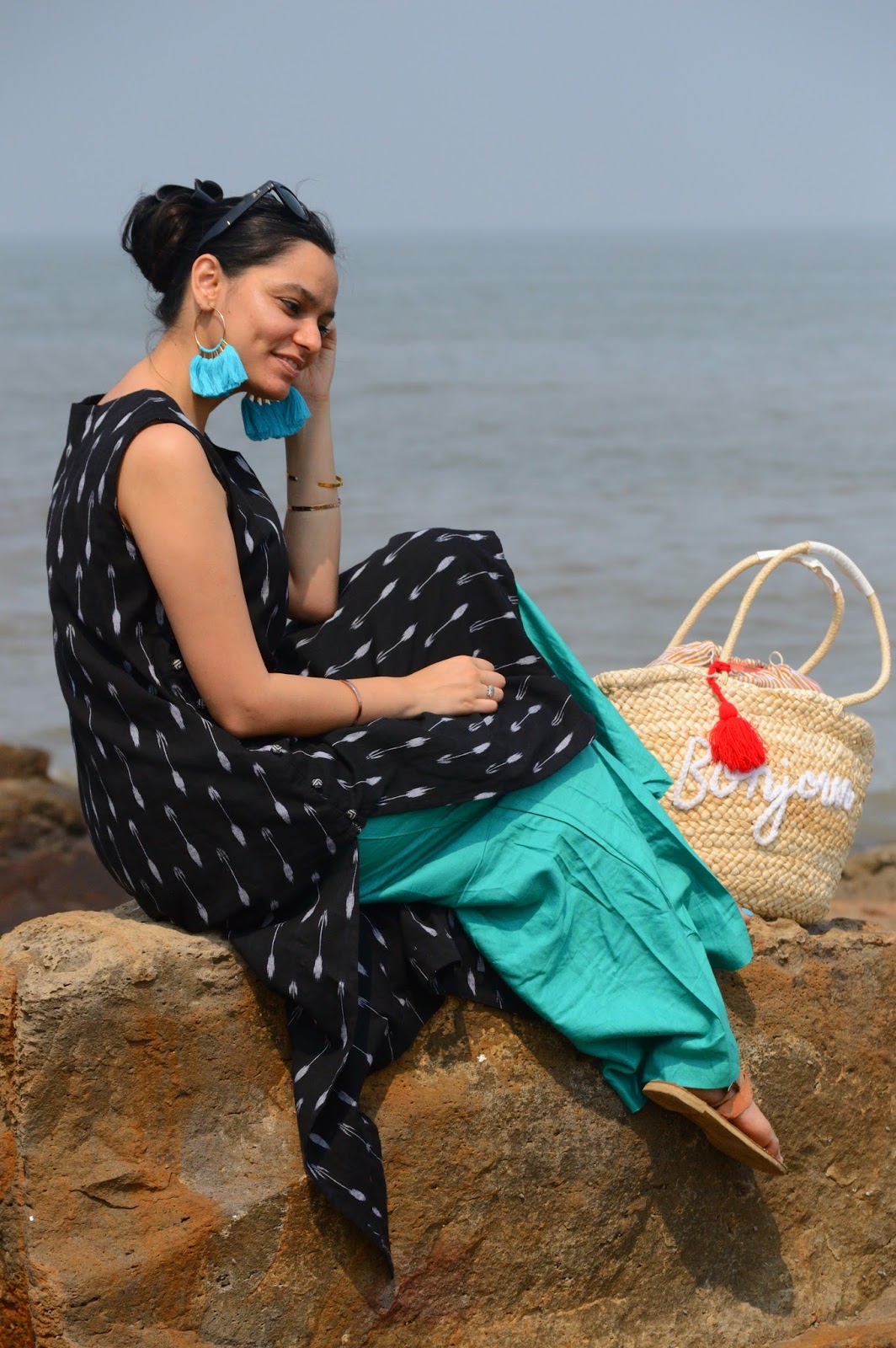 3 Ways to Wear : A Kurti to the Beach - Chiconomical