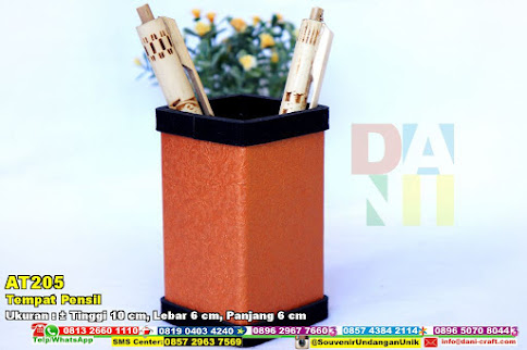 Tempat Pensil Karton Emboss Motif Bunga Warna Oranye