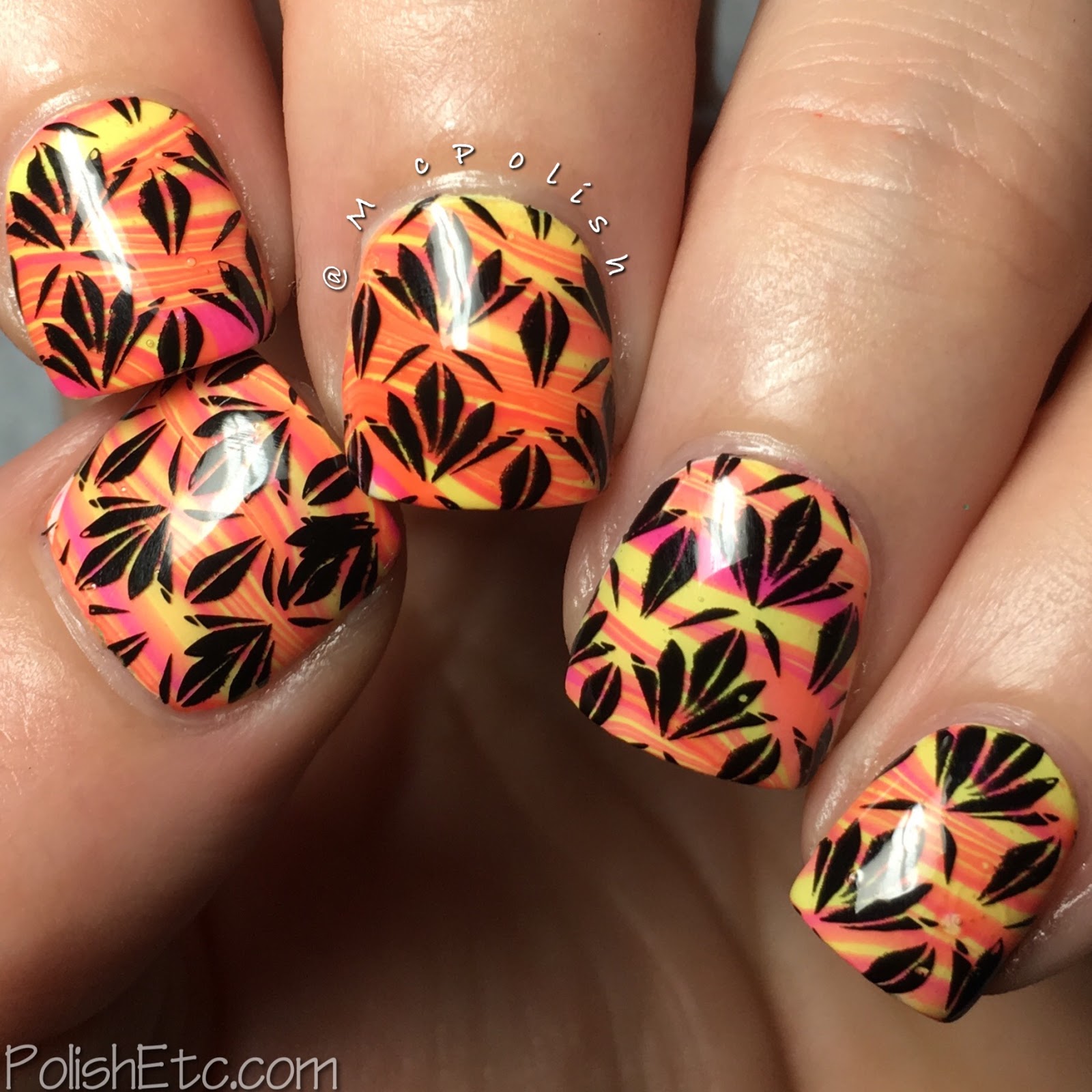 Watermarble Nails for the #31DC2017Weekly - McPolish