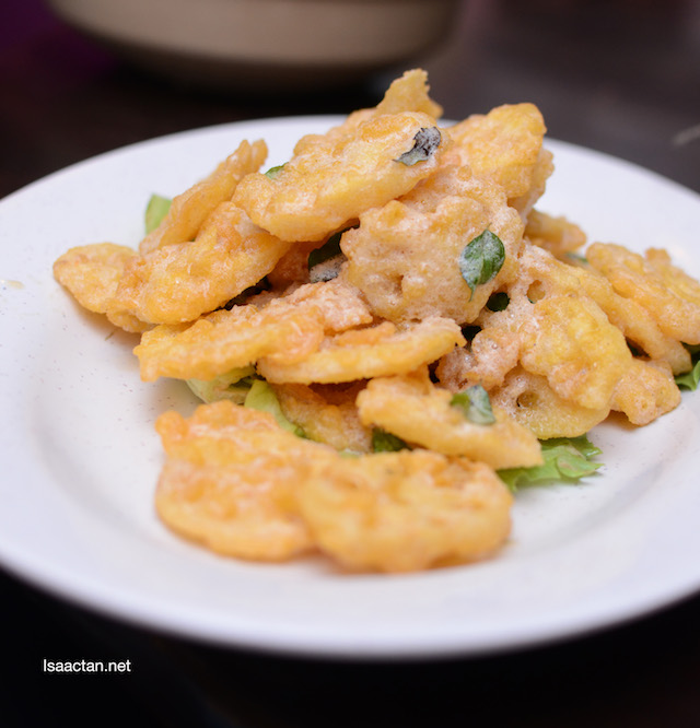 Deep Fried Lotus Roots with Salted Egg - RM15/ RM18/ RM25