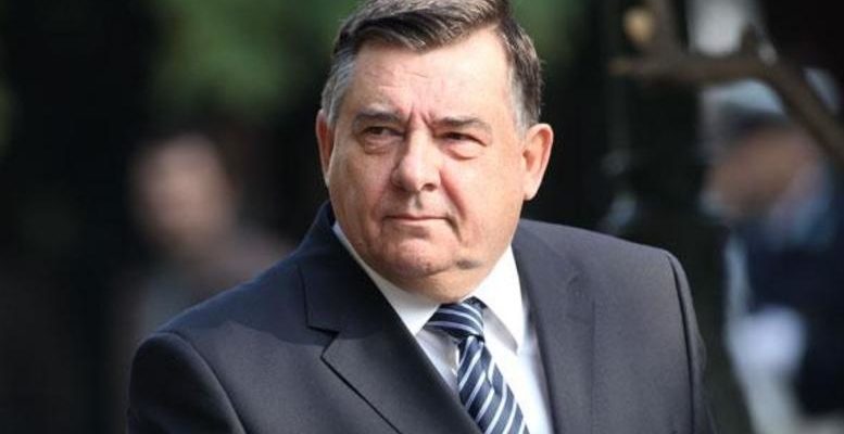 Βόμβα Καρατζαφέρη : Στις εκλογές ψηφίζουν και 854.000 αλλοδαποί Βόμβα Καρατζαφέρη : Στις εκλογές ψηφίζουν και 854.000 αλλοδαποί