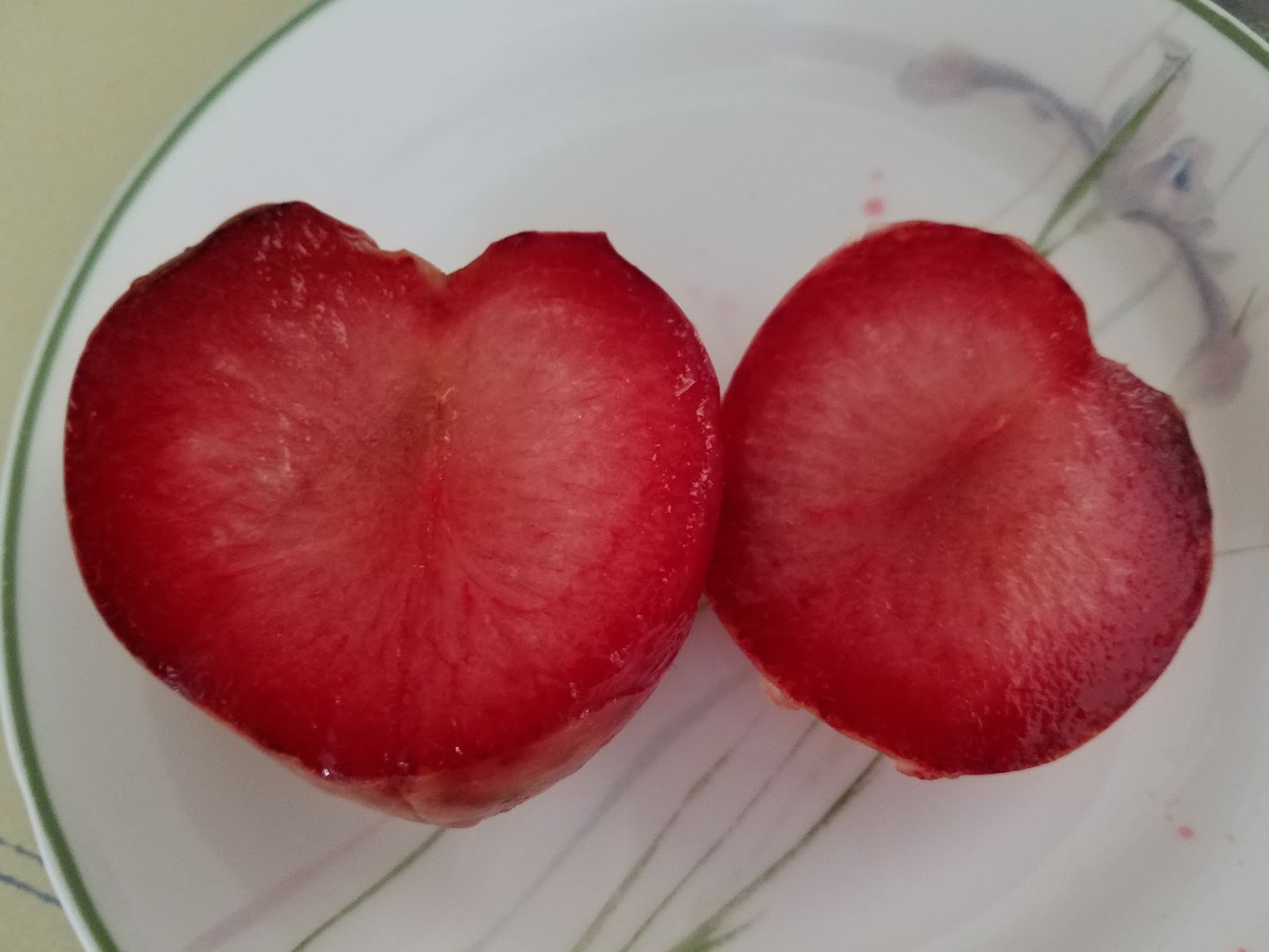 Divinebunbun's Rugged Rural Missouri Pluot, Spelled