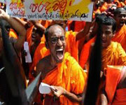 Buddhist radicals attack Pastor