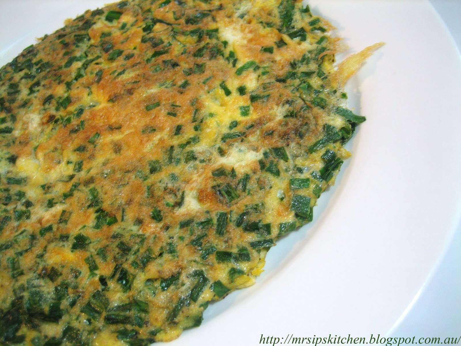 Mrs. Ip's Kitchen Garlic Chives Omelette