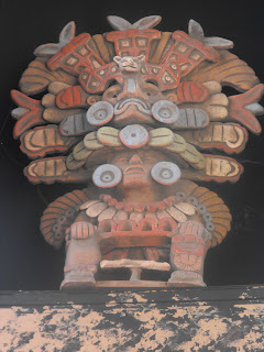 El Dia de los Muertos y la Cultura Azteca
