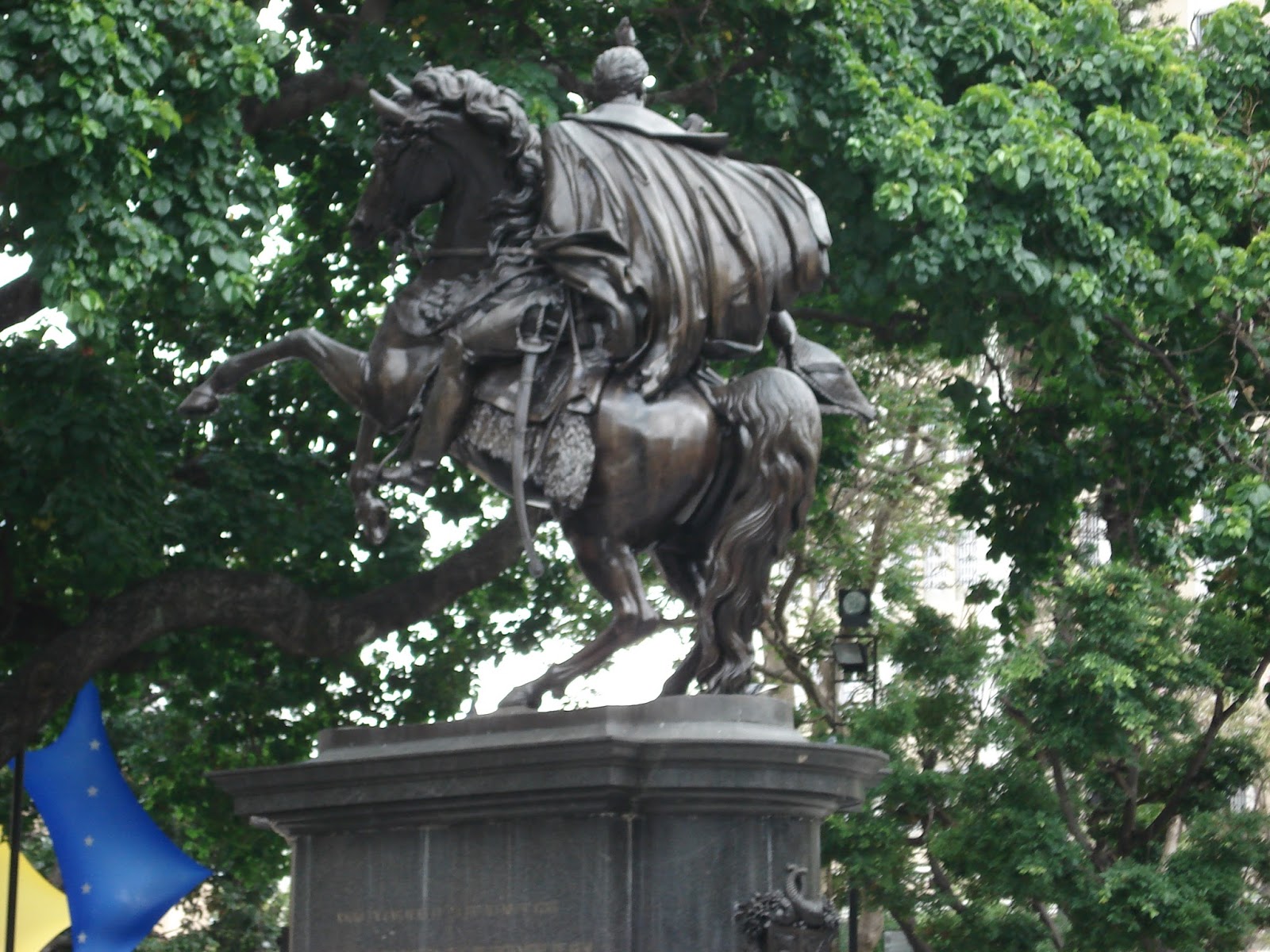 VENEZUELA E HISTORIA LA ESTATUA ECUESTRE DEL LIBERTADOR SIMÓN BOLÍVAR