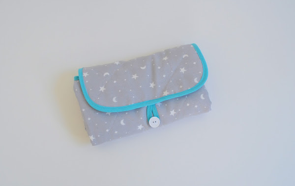 http://www.elrincondefrifri.com/2015/02/tutorial-costura-cambiador-bebe.html